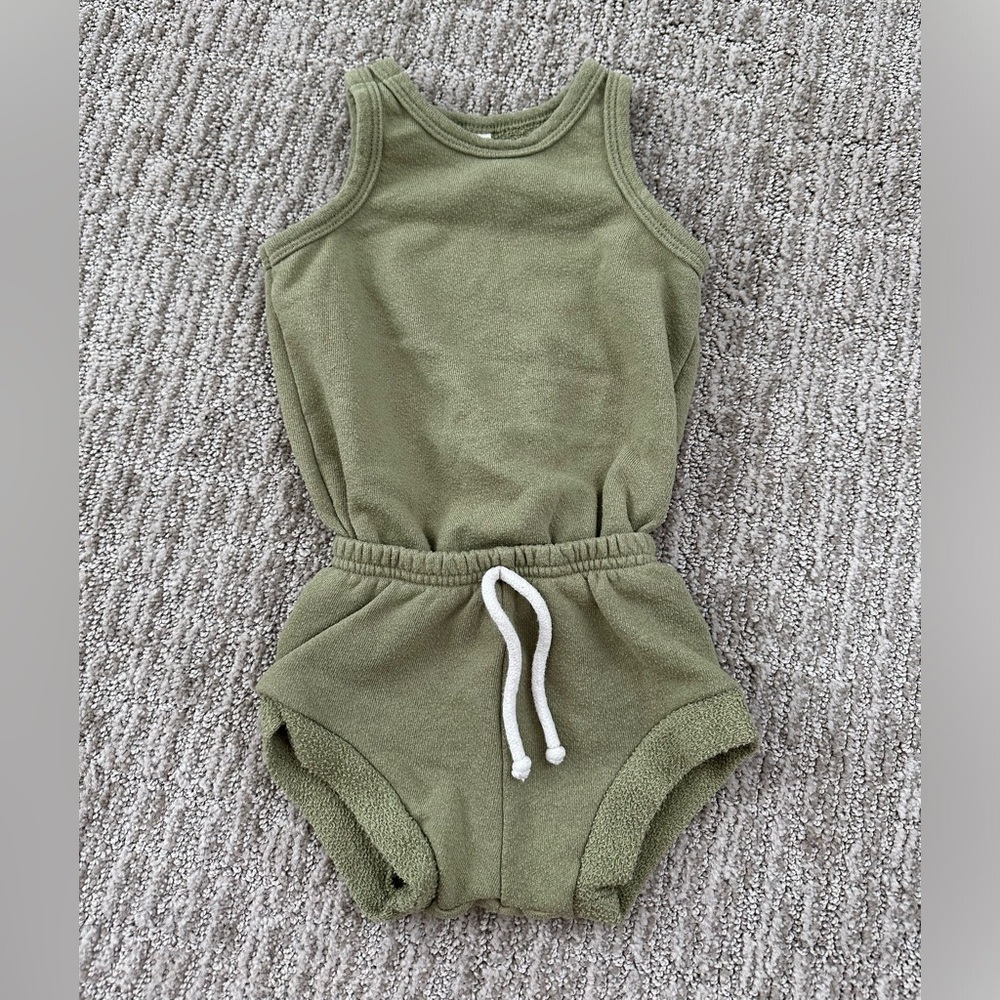 Little Wedgies Romper Sz 6-12mos